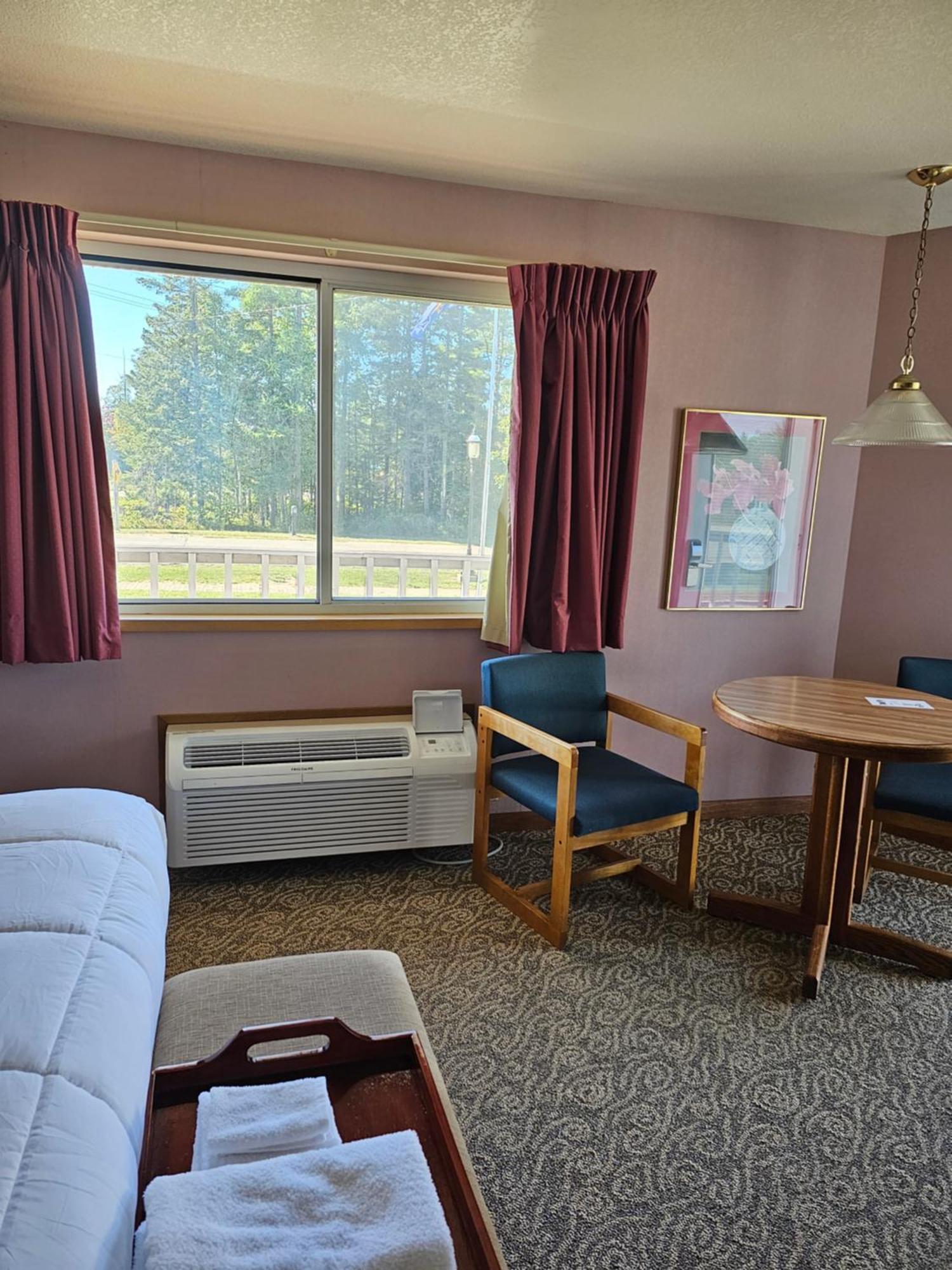 Travelodge By Wyndham Mackinaw City Exterior foto